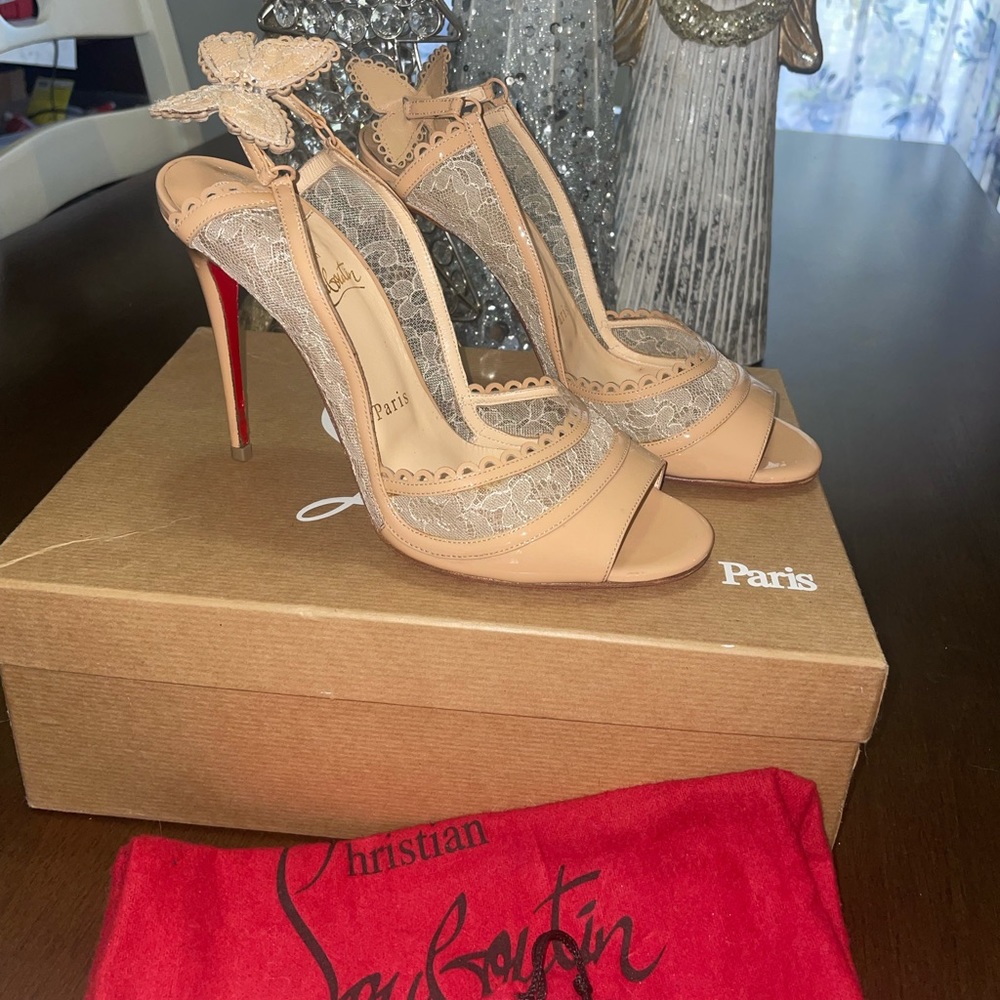 ❤️SOLD❤️ Christian Louboutin Chantilly Patent Hot Spring 100mm